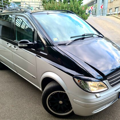 Busa augšdaļas aplīmēšana ar melnu spīdīgu līmplēvi,MB Viano, Oracal Black gloss